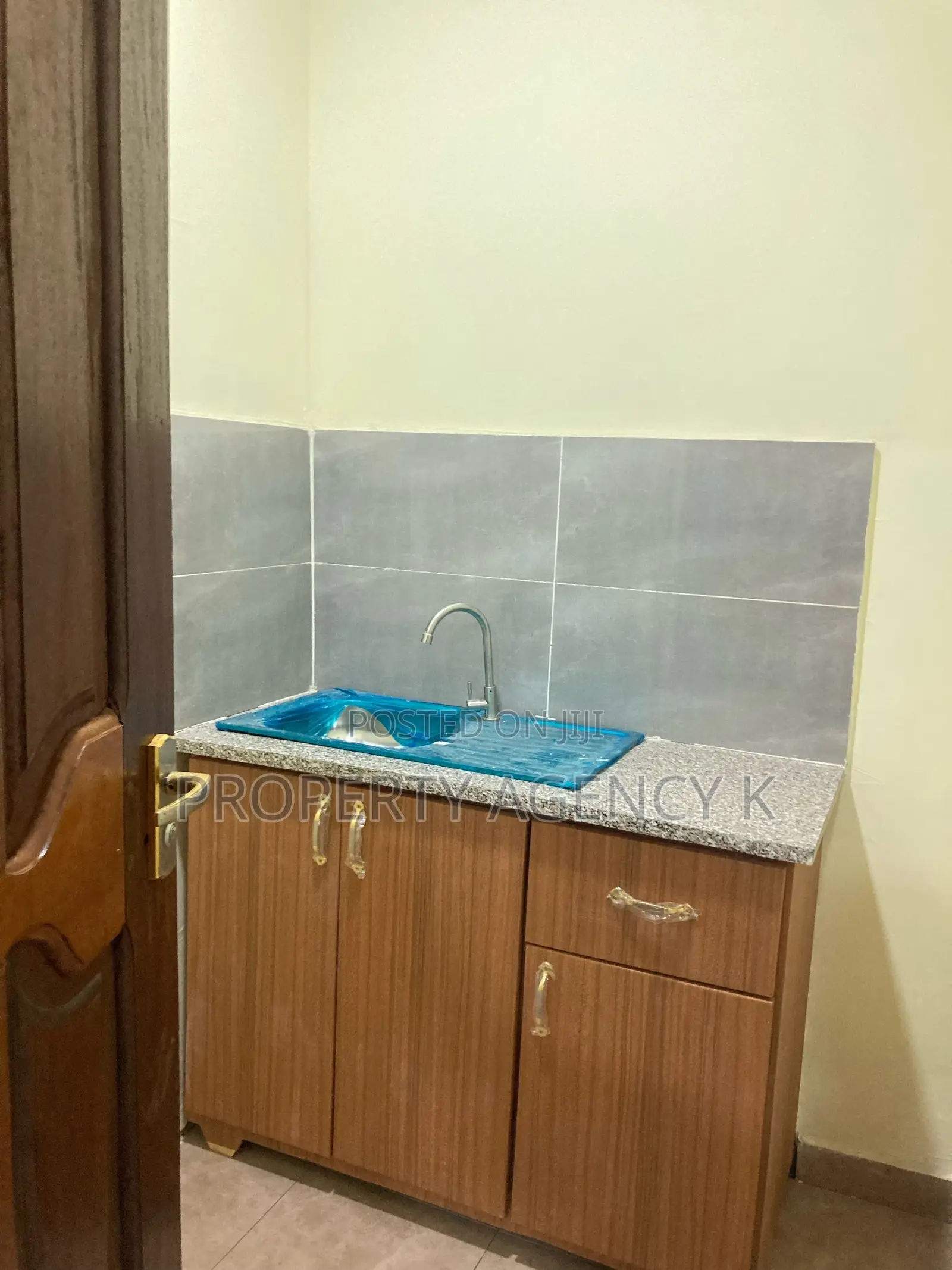1bdrm Apartment in Smm, Weija for rent