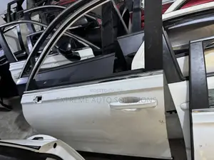 Honda Hrv 2024 Front Left Door