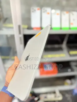 Apple iPad (2025) 128 GB Silver