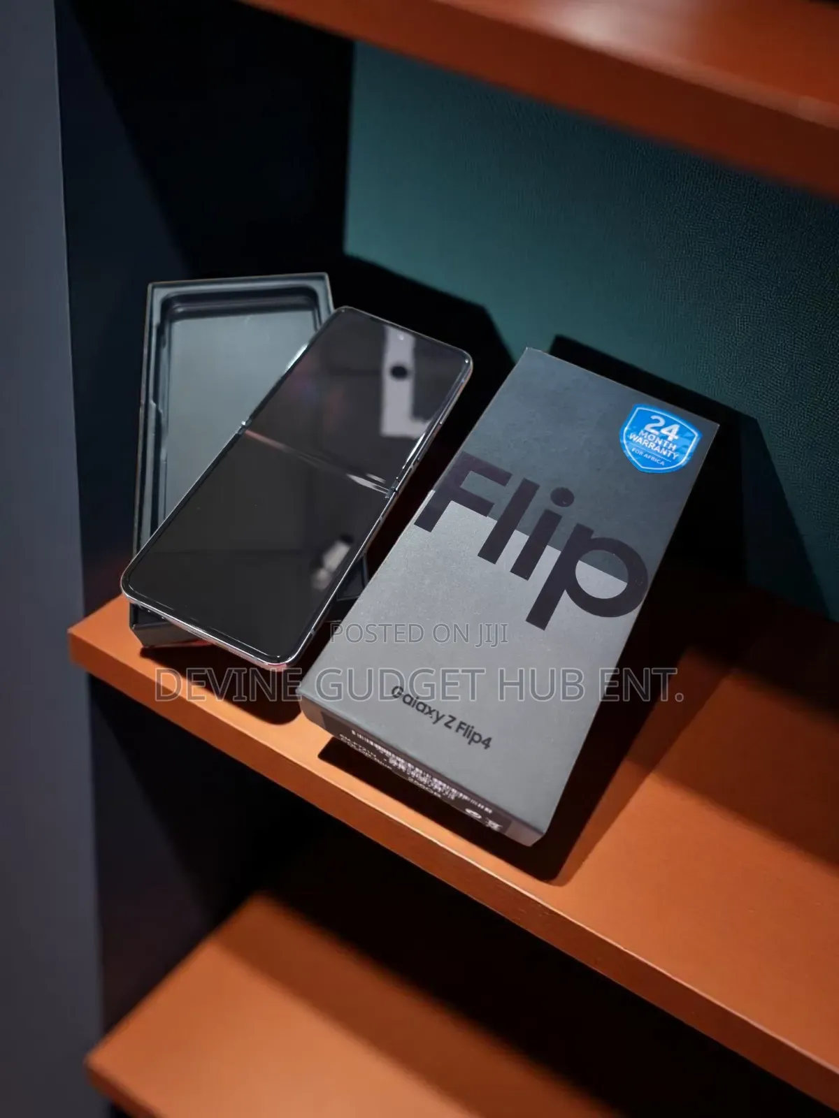 New Samsung Galaxy Z Flip4 256 GB Green