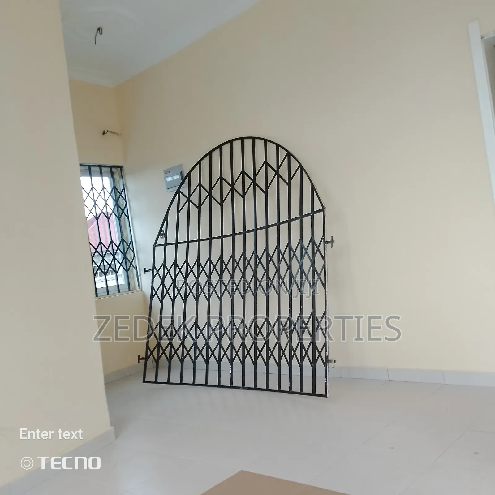1bdrm Apartment in Zedek Properties, Ashomang Estate for rent
