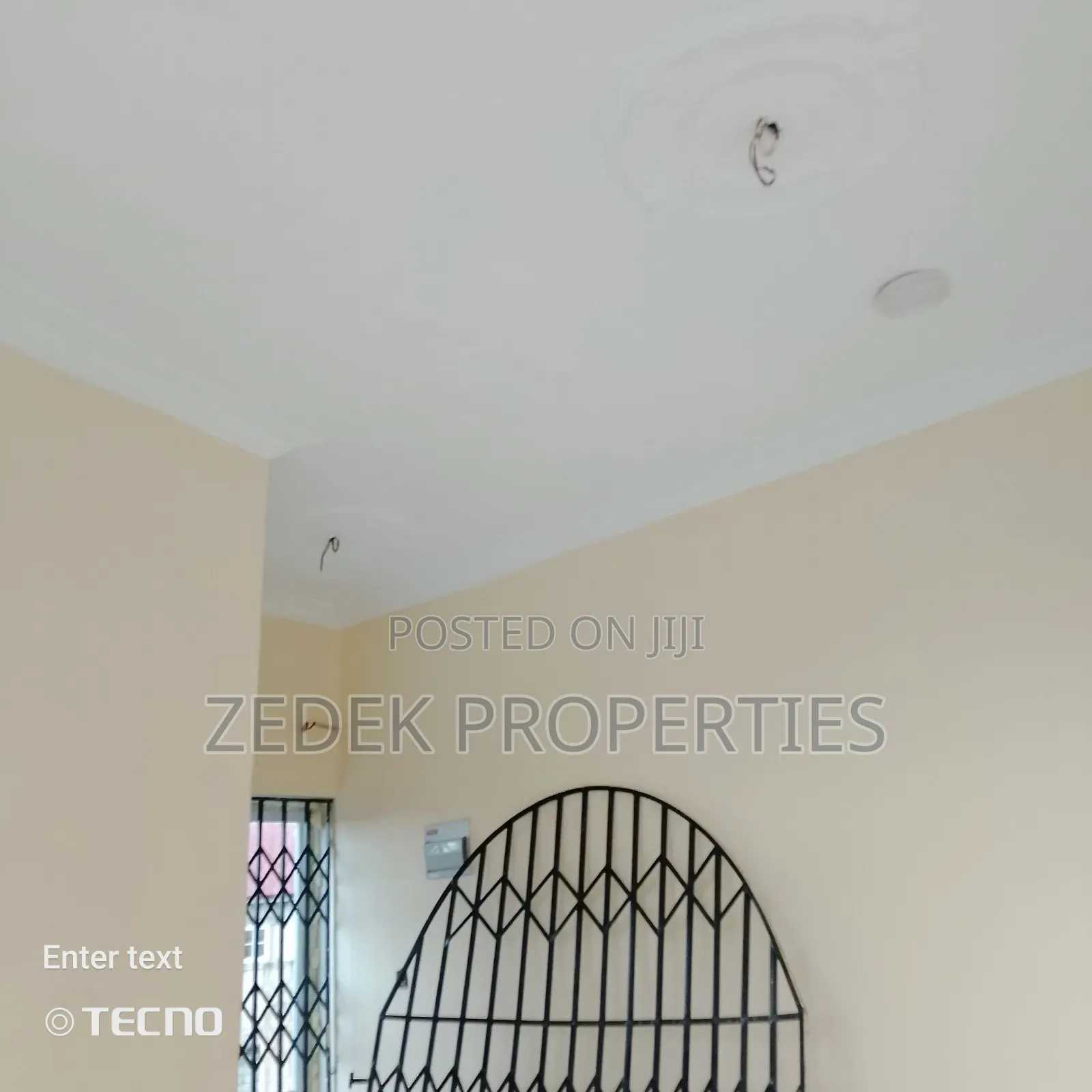 1bdrm Apartment in Zedek Properties, Ashomang Estate for rent