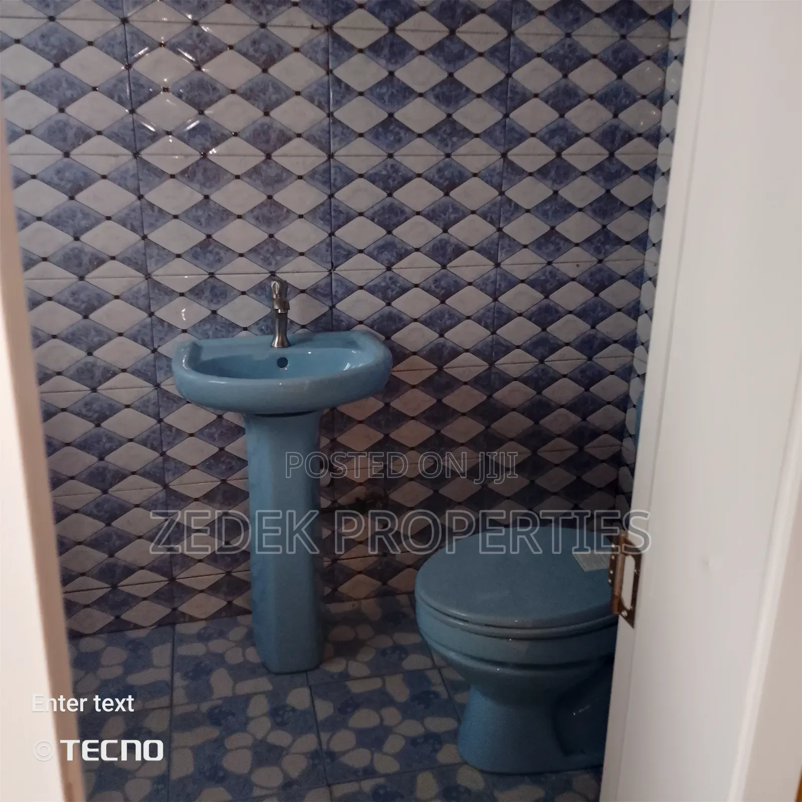 1bdrm Apartment in Zedek Properties, Ashomang Estate for rent