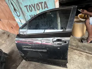 2019- 2023 Toyota C-Hr Door Passenger Side Front Complete