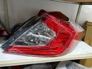 Civic 16 Taillight