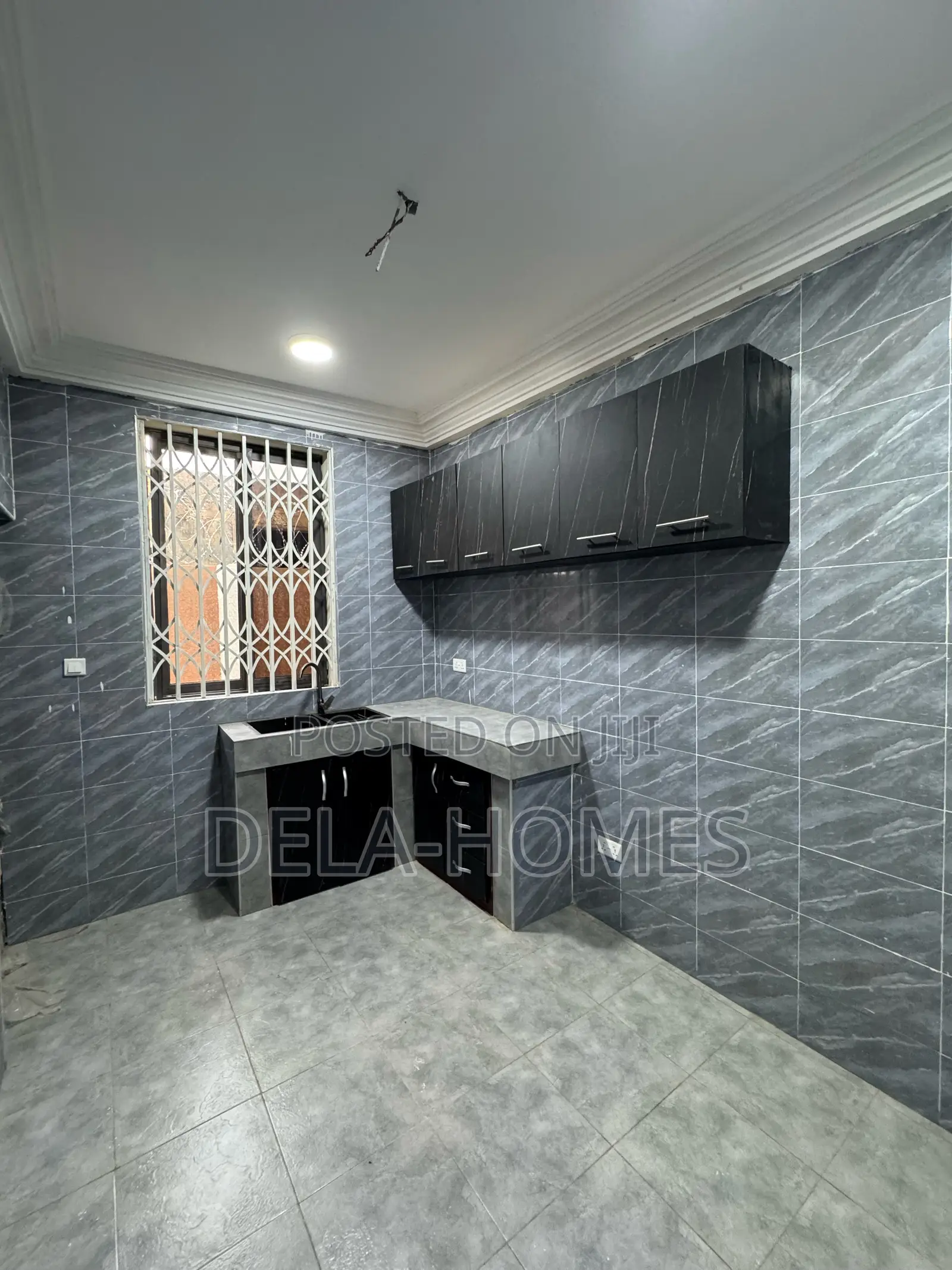 2bdrm Apartment in Amrahia, Frafraha for rent