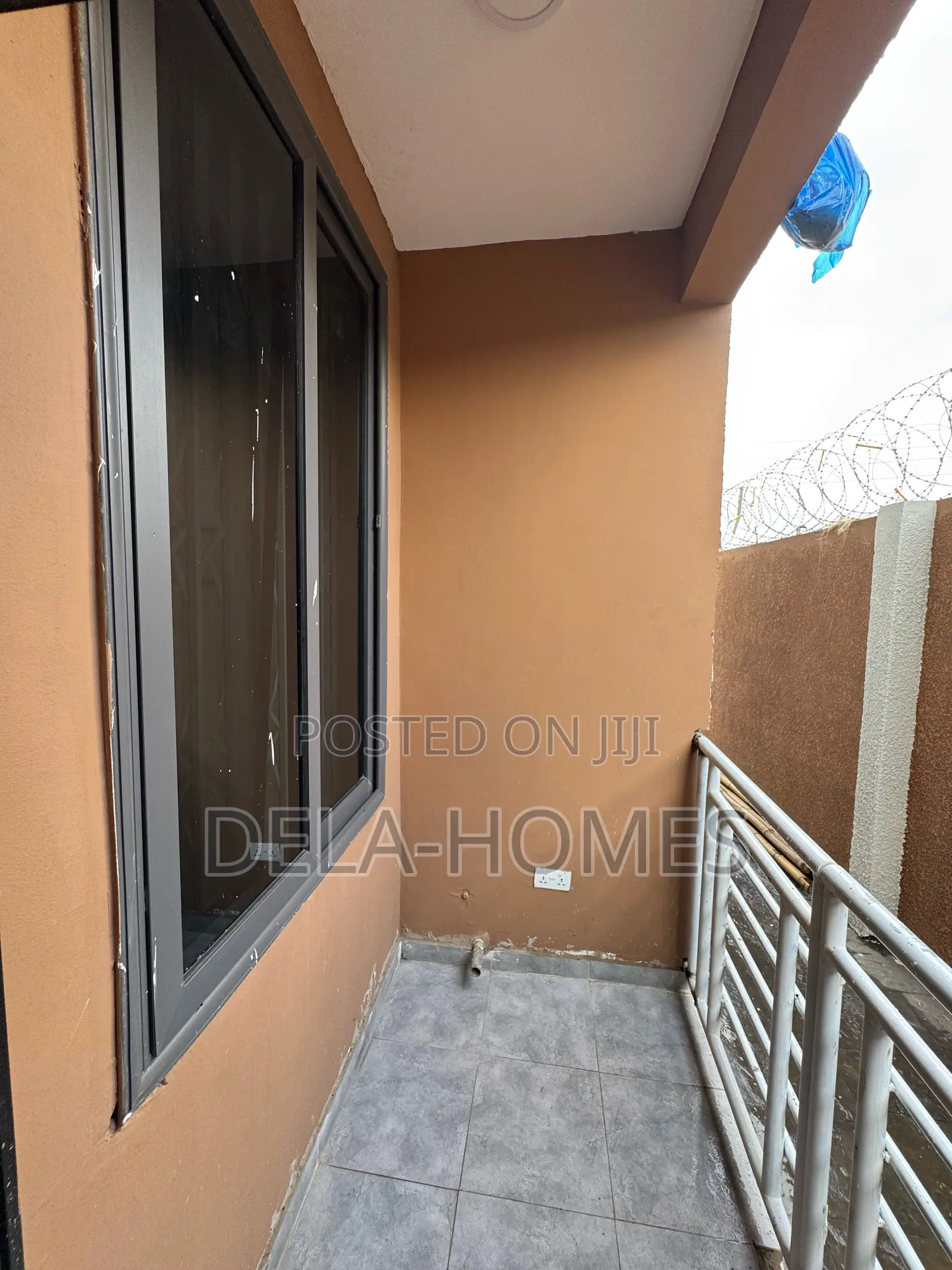 2bdrm Apartment in Amrahia, Frafraha for rent