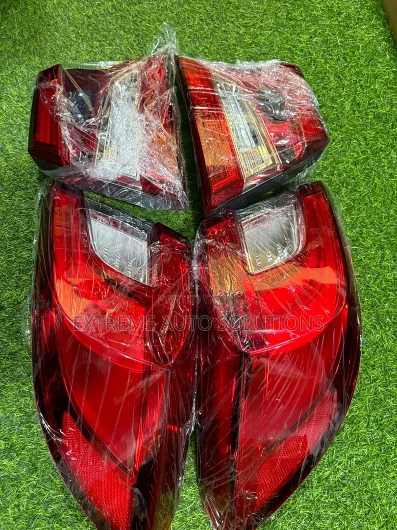 Accord 18 Taillight And Boot Light