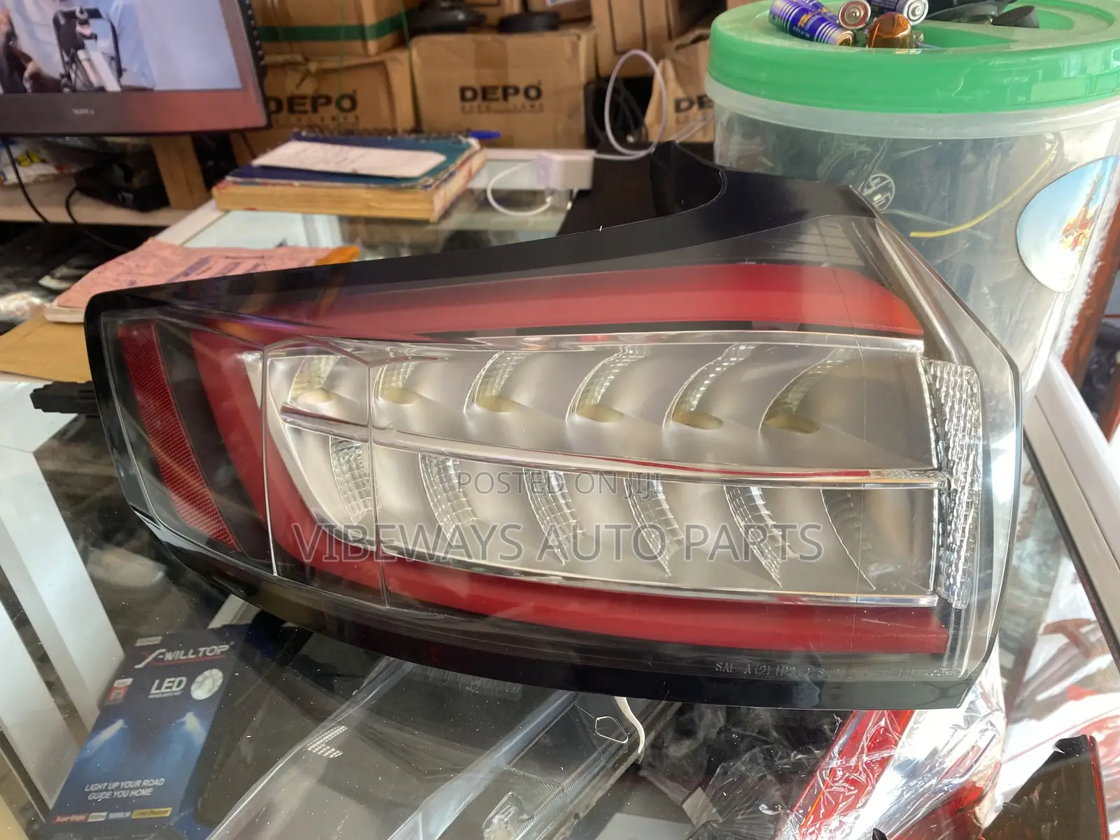 Ford Edge 2016-2019 Taillight Led Used
