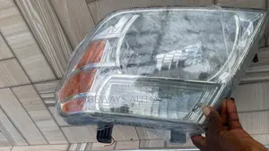 Nissan Pathfinder 2008- 2012 Headlight Used