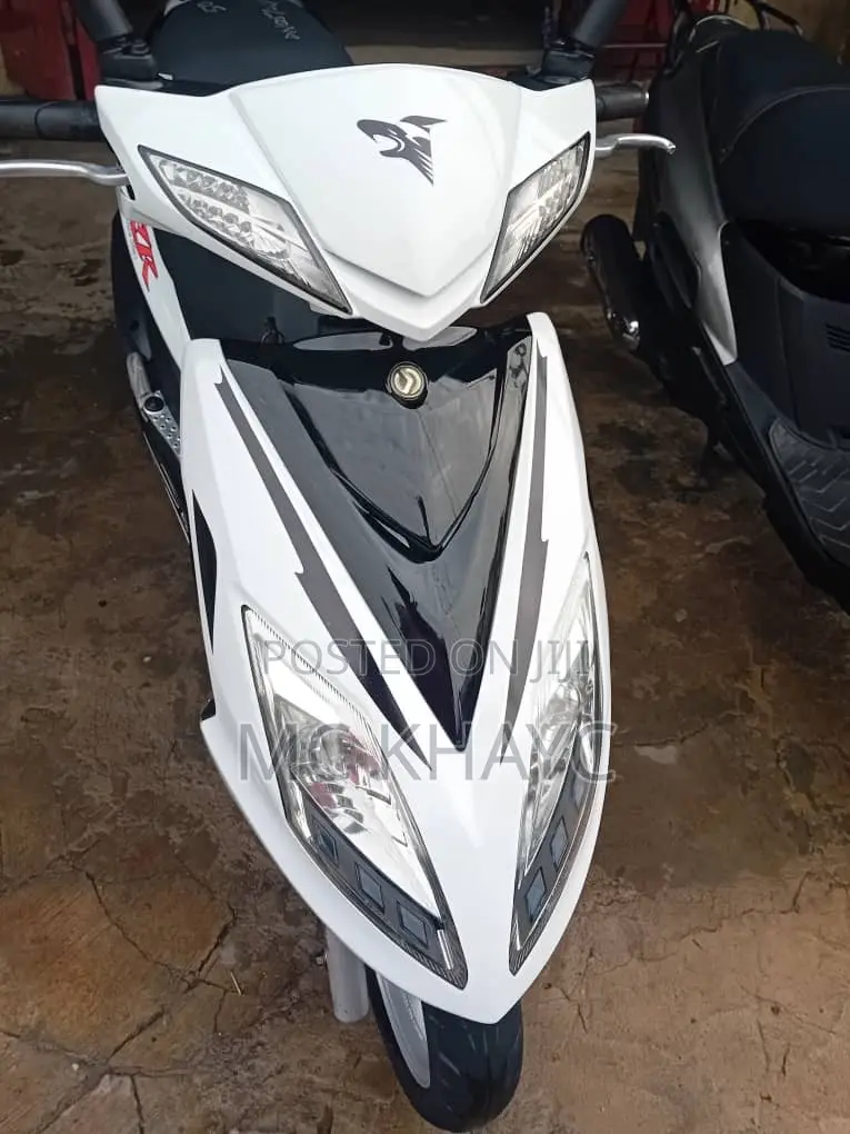 SYM Symnh 2018 White
