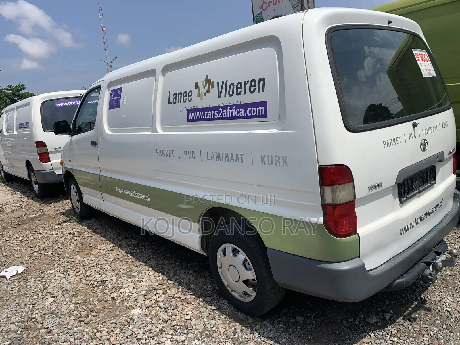 Toyota HiAce 2002 White