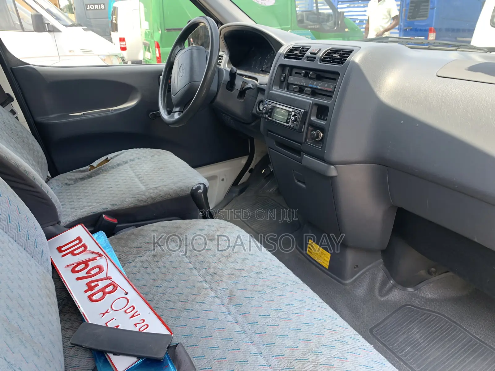 Toyota HiAce 2002 White