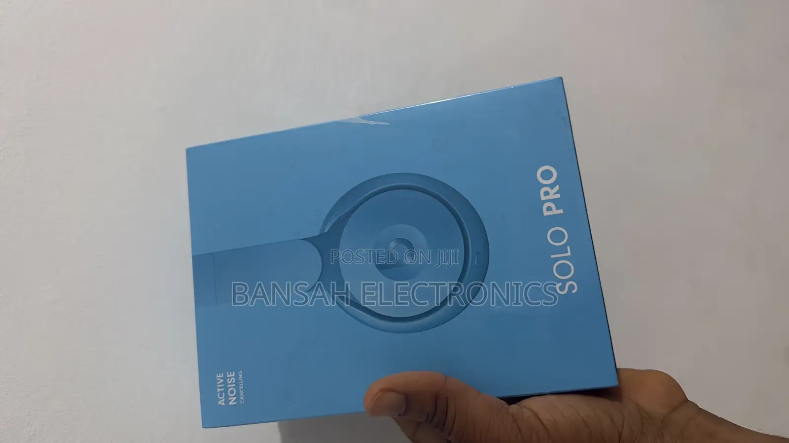 Beats Solo Pro