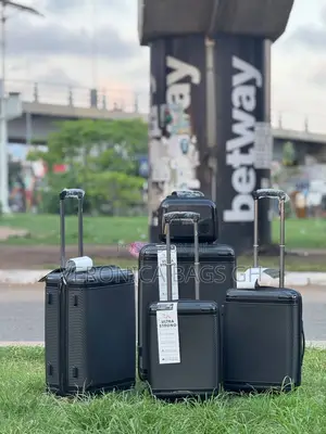 High Capacity Luggage Styling Luxury Five Set Bags