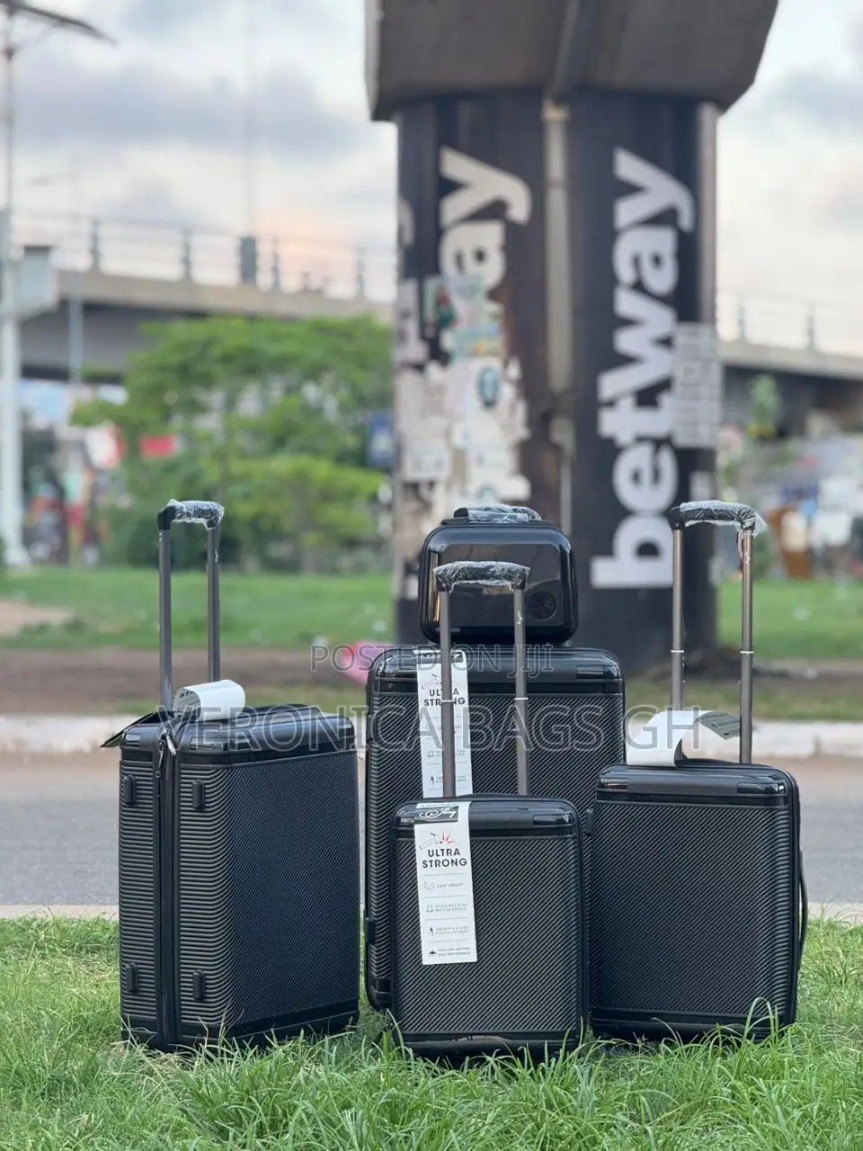High Capacity Luggage Styling Luxury Five Set Bags
