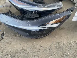 Hyundai Elentra 2021-2023 Original Headlights Used