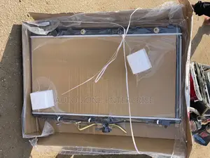 Toyota Camry 2015 2016 2017 Radiator Tank
