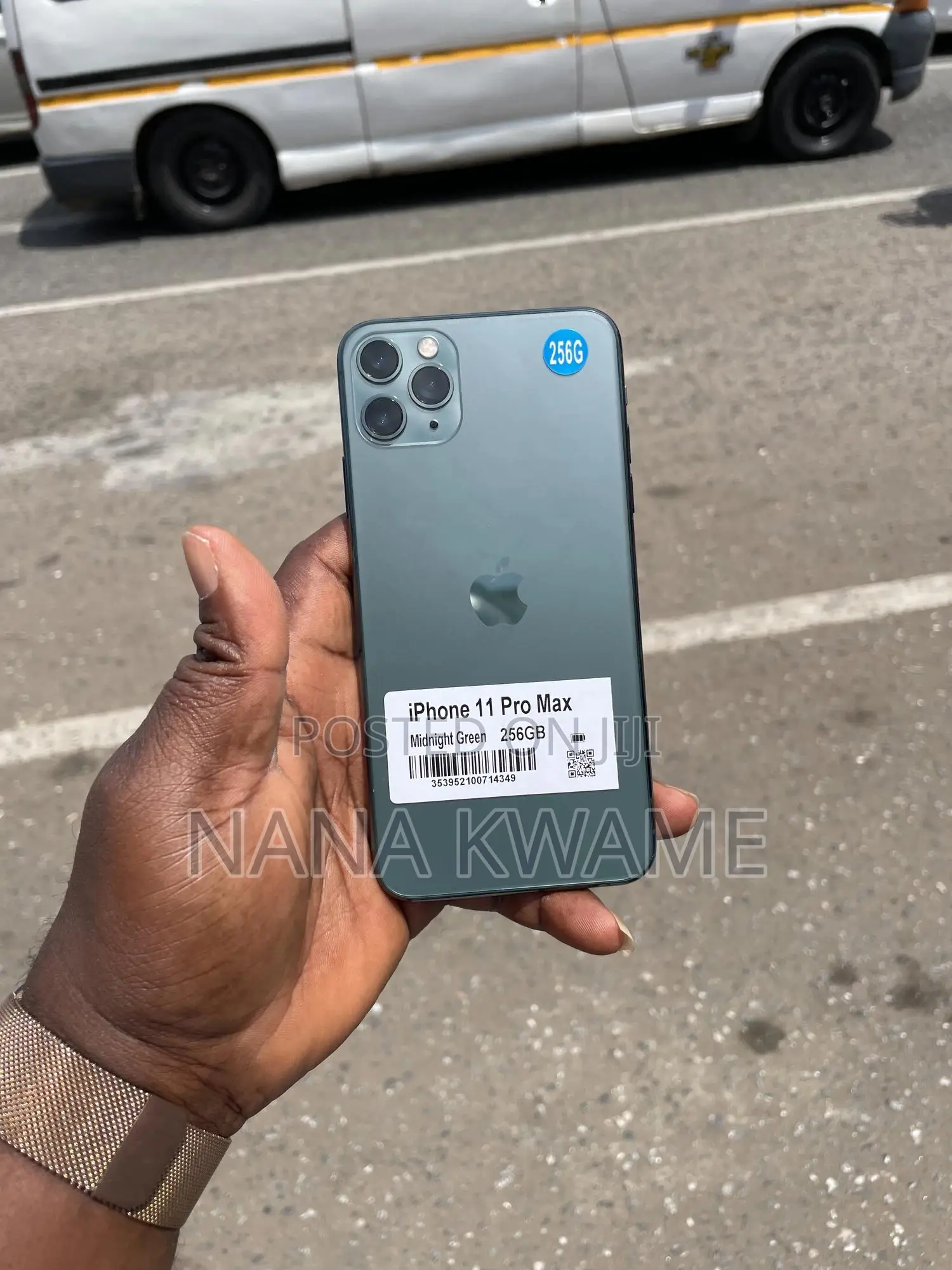 New Apple iPhone 11 Pro Max 256 GB Green