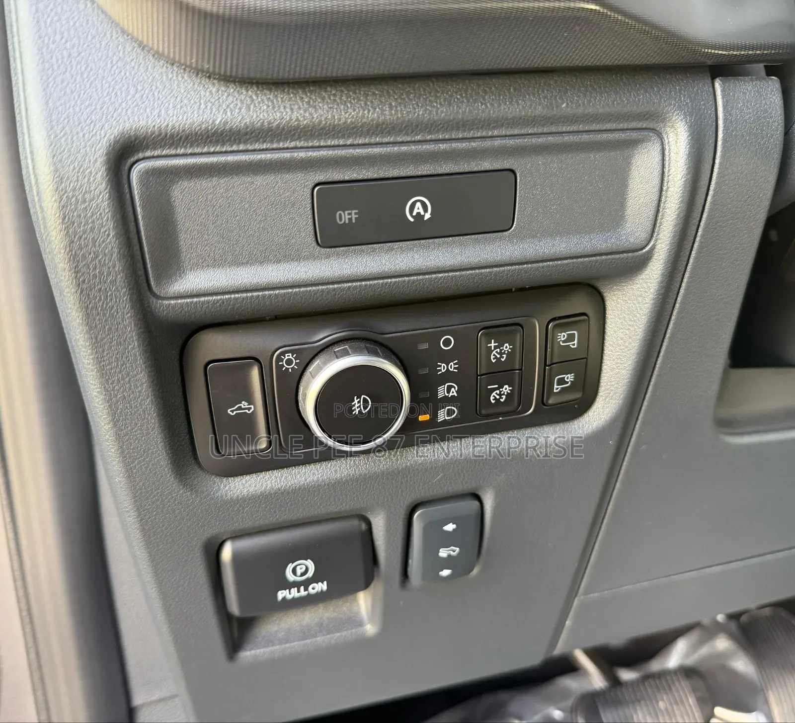 Ford F-150 2025 Gray