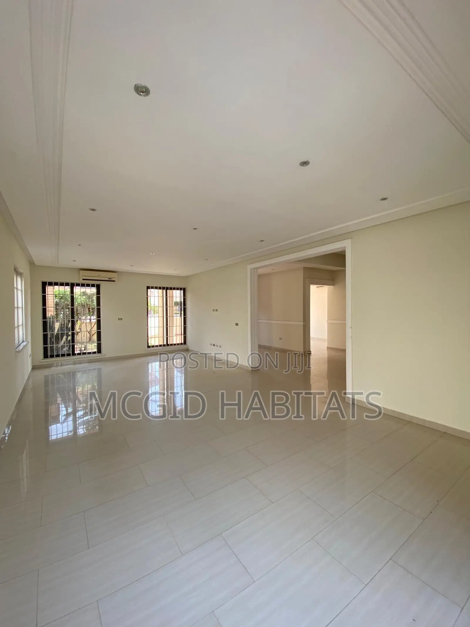 5bdrm House in East Legon for sale