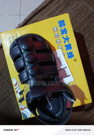 Children's Shoe of Fashion Life