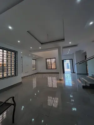 4bdrm House in Adenta for sale