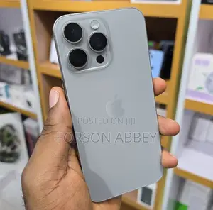Apple iPhone 15 Pro Max 256 GB Silver