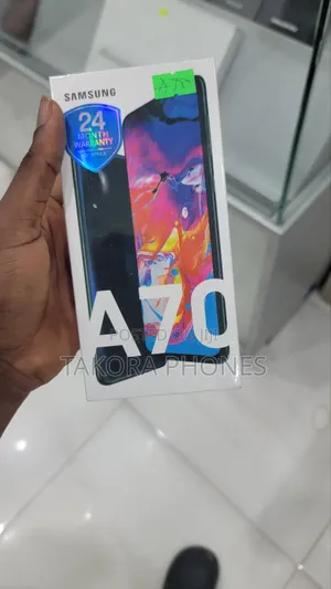 New Samsung Galaxy A70 128 GB Black