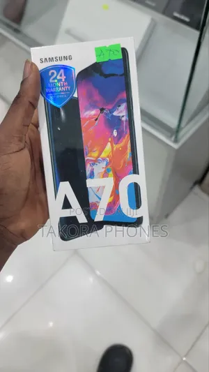 New Samsung Galaxy A70 128 GB Black