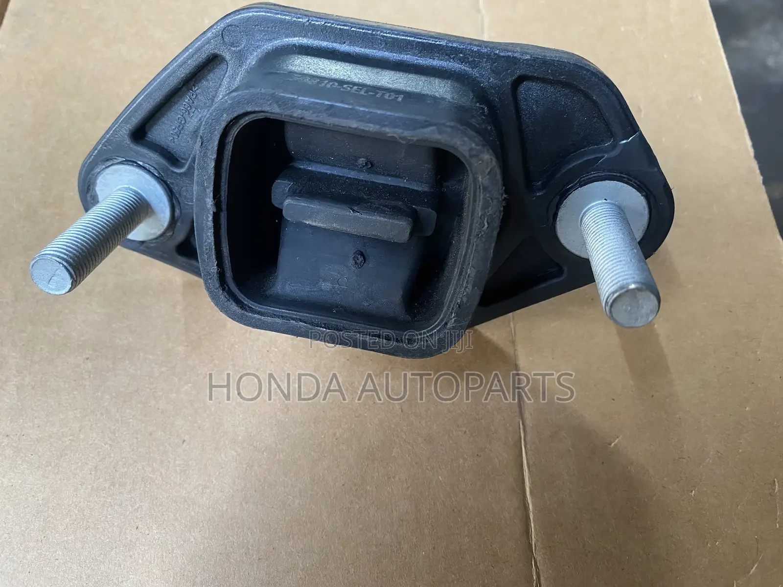 Honda Accord 2008 Gear Box Seat Down.