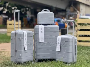 Custom High-Quality Pp Travelling Suitcase With Carry-On