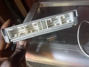 Ecu Engine Control Module Toyota Hiace