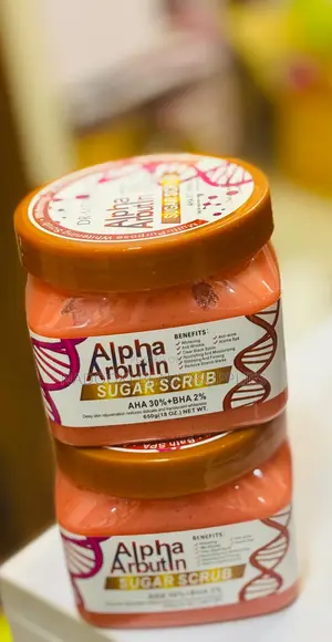 Photo - Alpha Arbutin Alphaarbutin Sugar Scrub