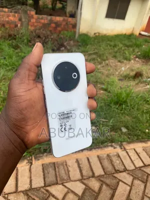 Tecno Spark 30C 128 GB White