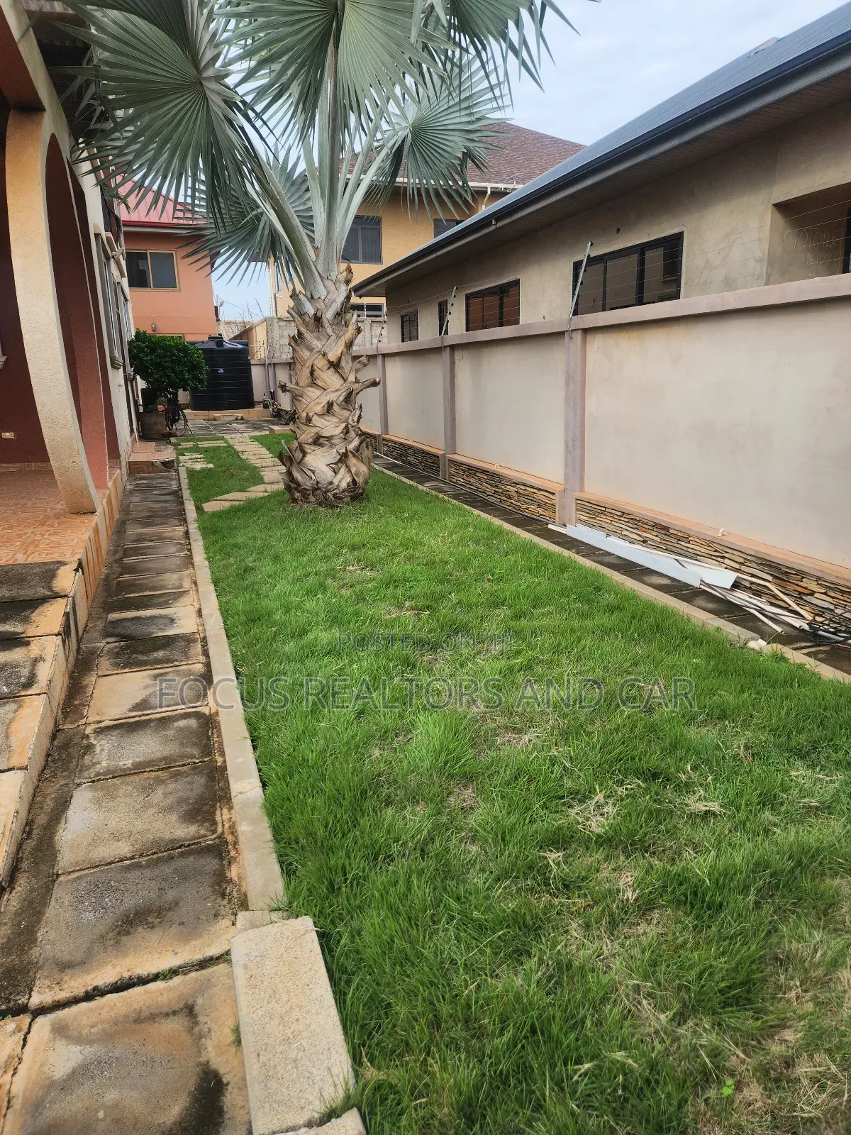 4bdrm House in Tema Metropolitan for sale