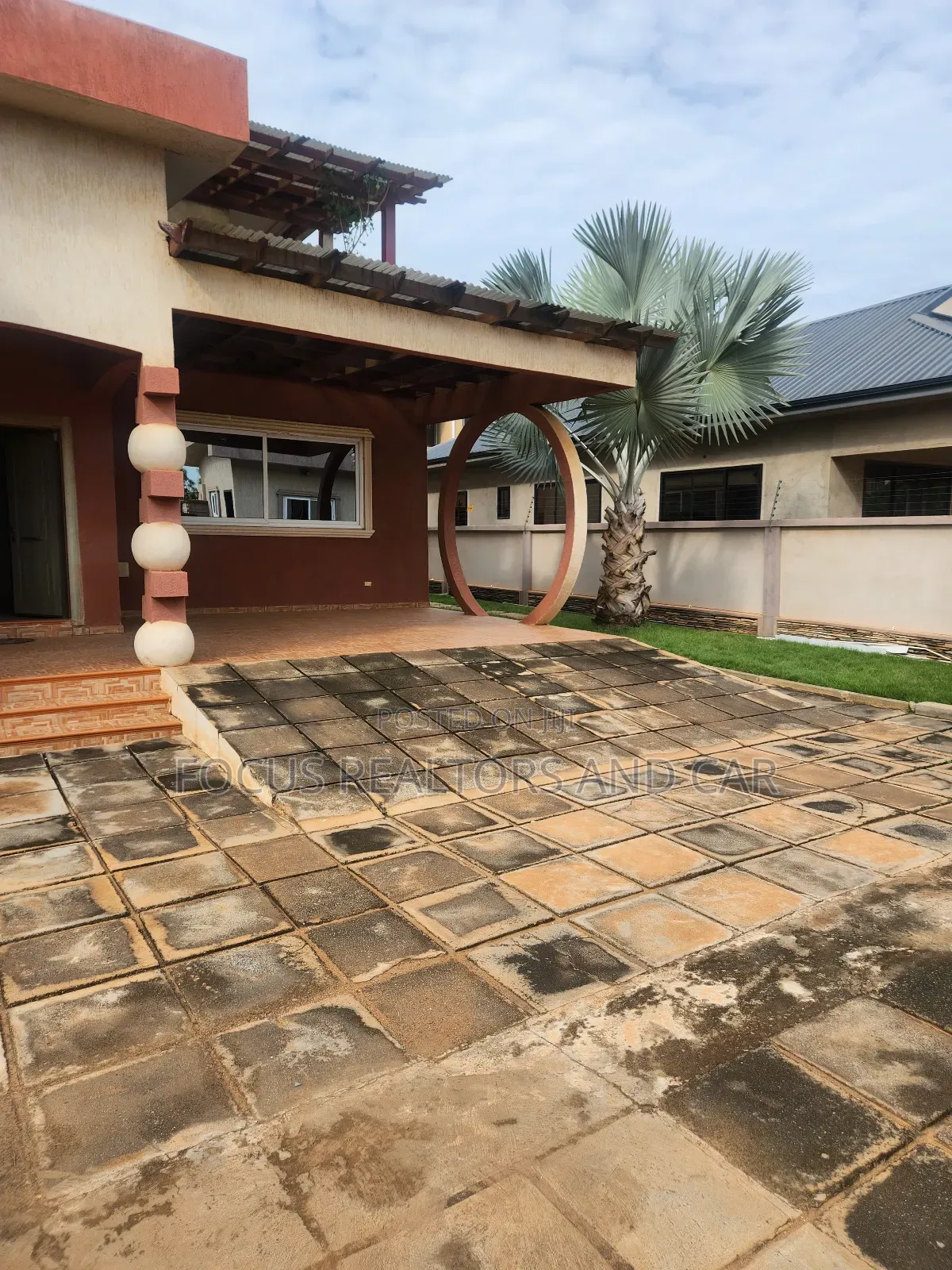 4bdrm House in Tema Metropolitan for sale