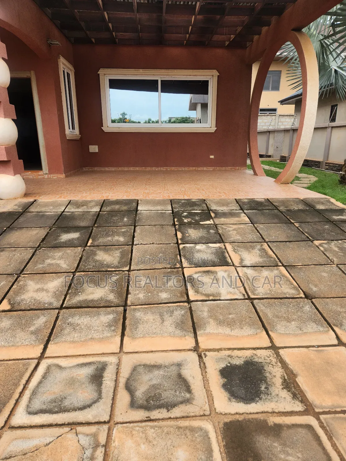 4bdrm House in Tema Metropolitan for sale