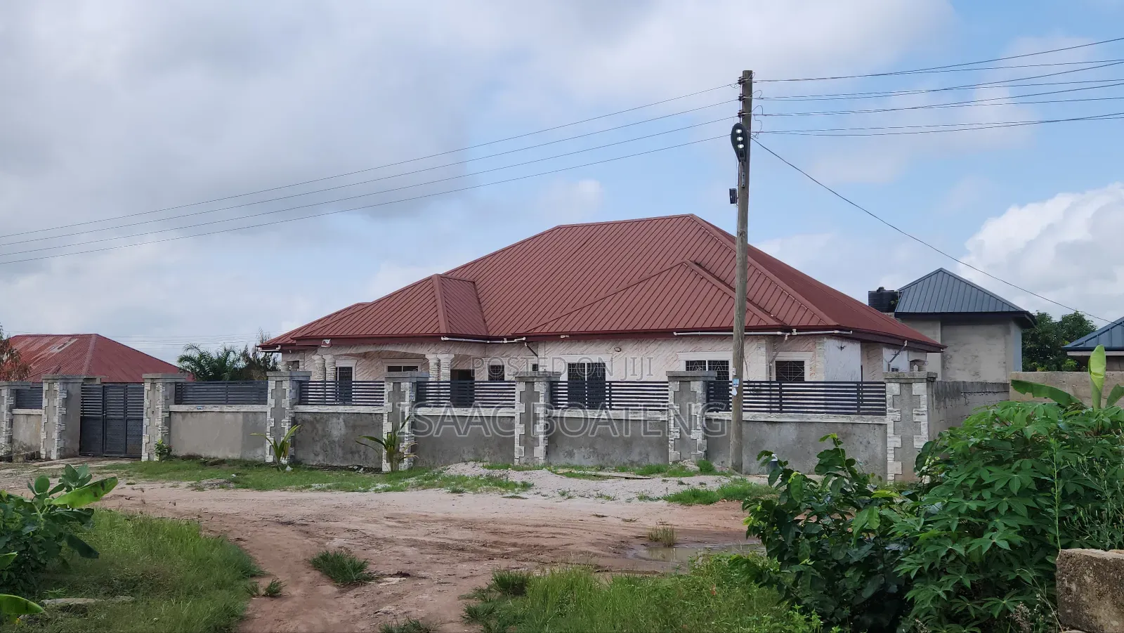 5bdrm House in Happy Street Estate, Ejisu-Juaben Municipal for sale