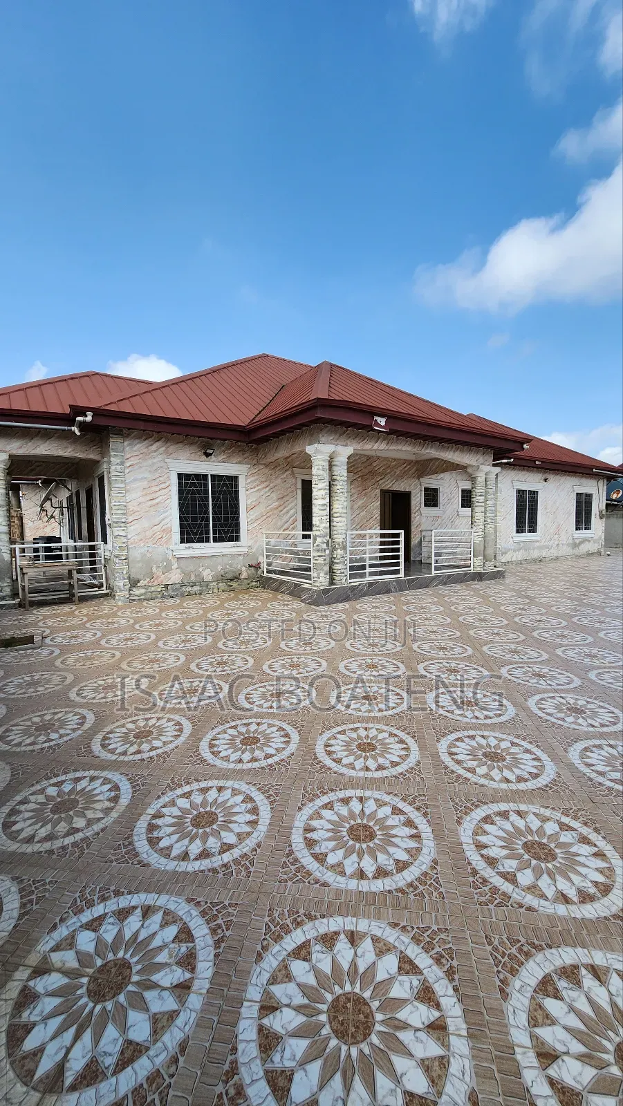 5bdrm House in Happy Street Estate, Ejisu-Juaben Municipal for sale