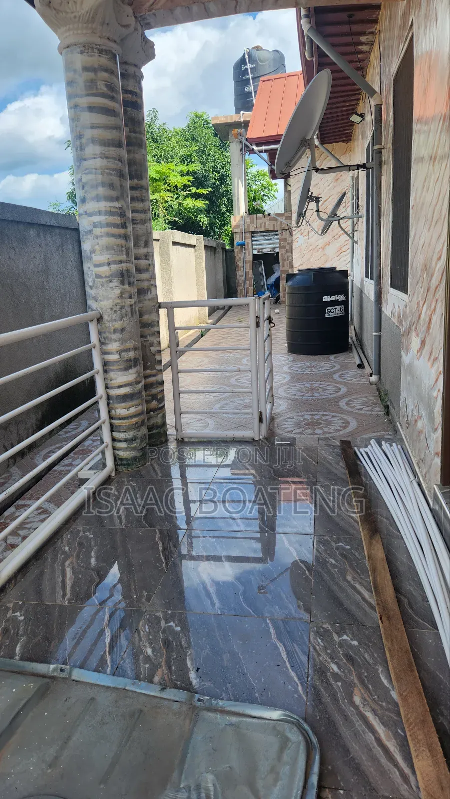5bdrm House in Happy Street Estate, Ejisu-Juaben Municipal for sale