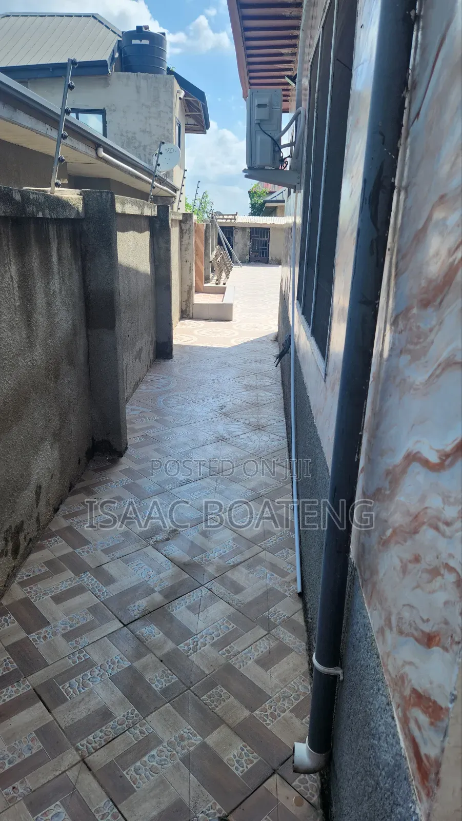5bdrm House in Happy Street Estate, Ejisu-Juaben Municipal for sale
