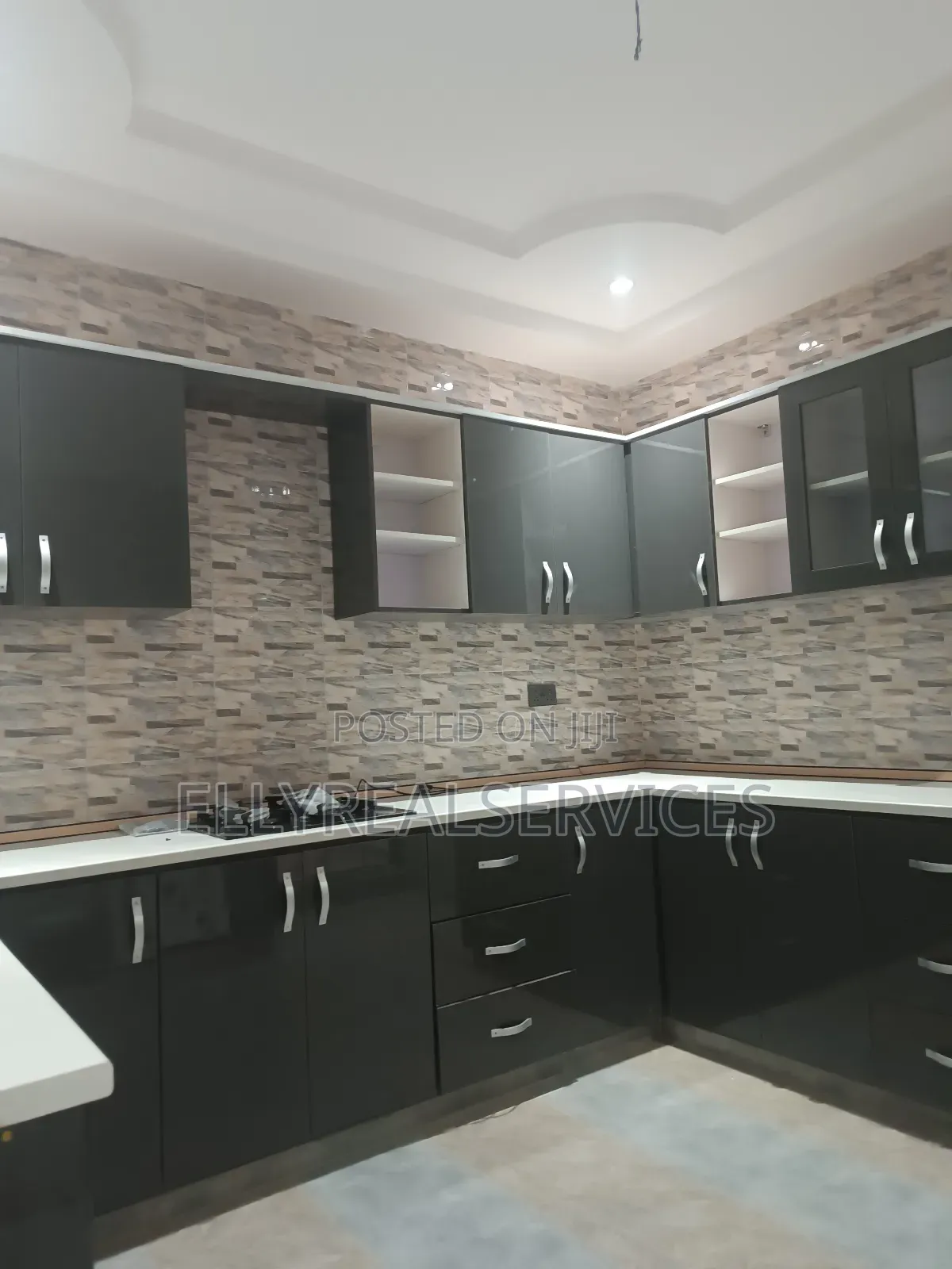 2bdrm Apartment in Ellyrealservices, Oyarifa for rent