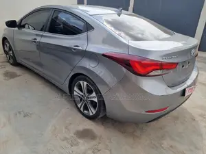 Hyundai Elantra Limited PZEV 4dr Sedan (1.8L 4cyl 6A) 2015 Gray