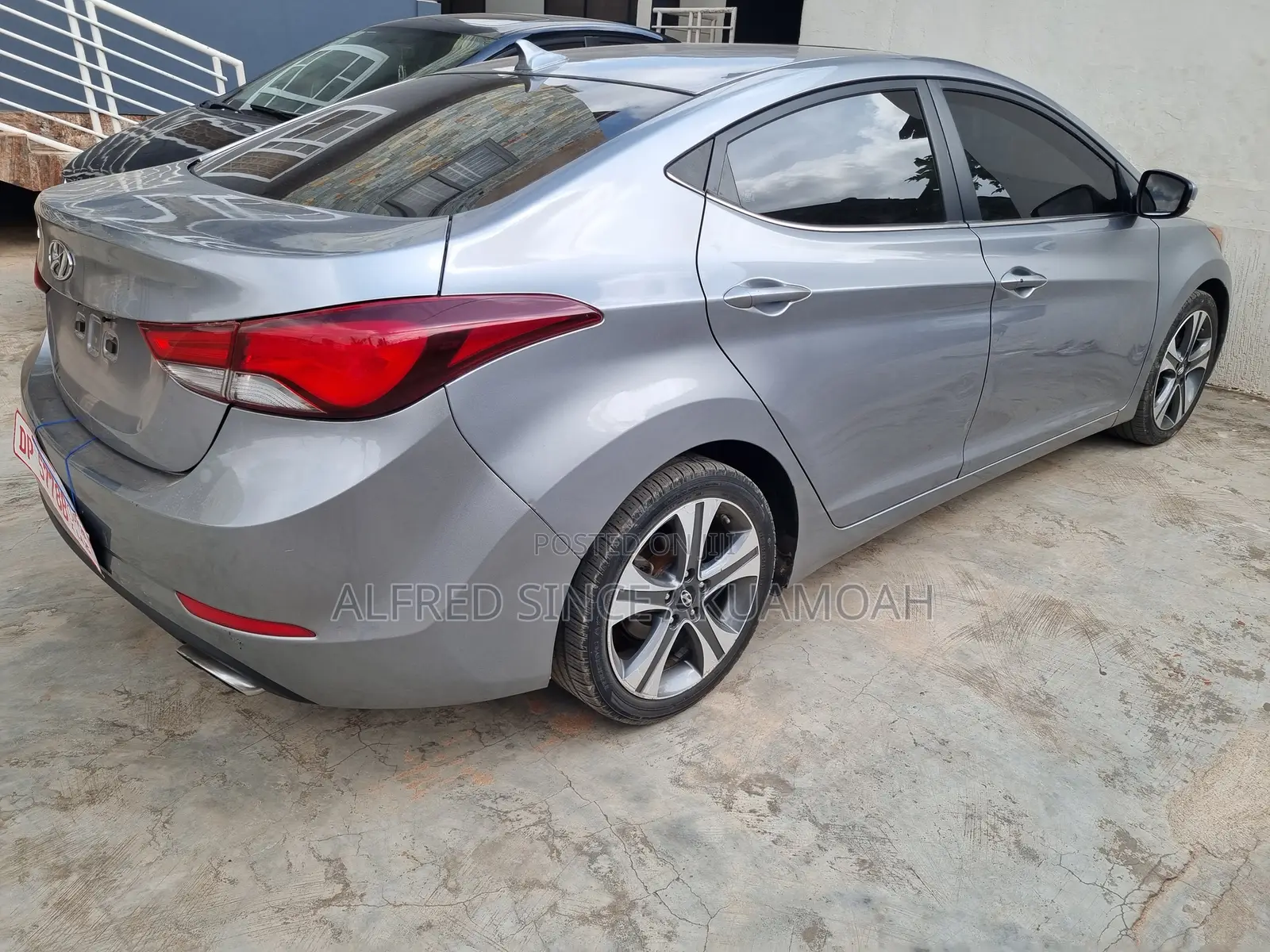 Hyundai Elantra Limited PZEV 4dr Sedan (1.8L 4cyl 6A) 2015 Gray