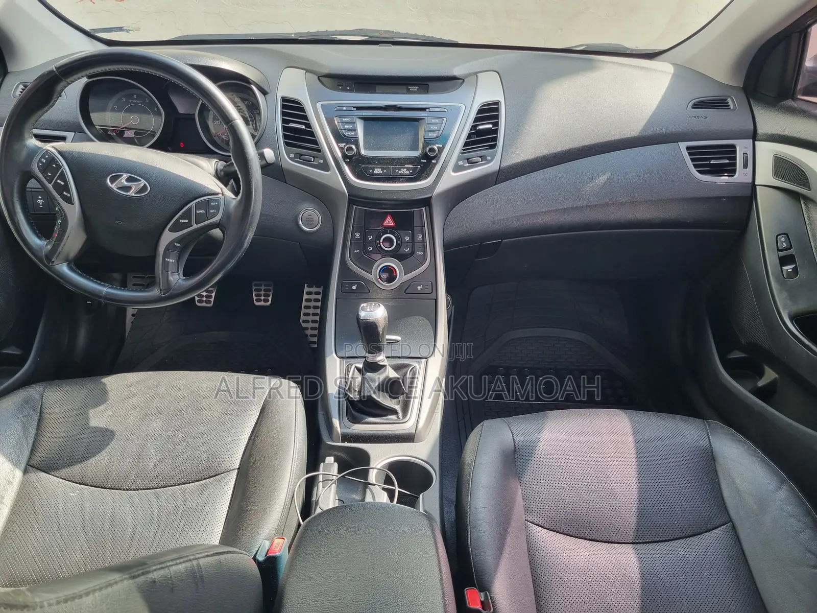 Hyundai Elantra Limited PZEV 4dr Sedan (1.8L 4cyl 6A) 2015 Gray