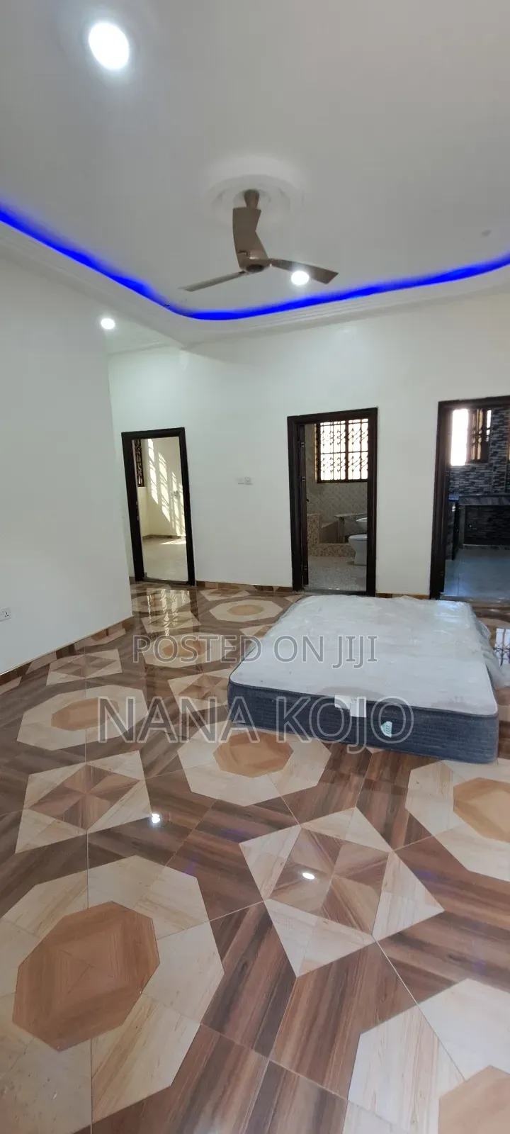 2bdrm Apartment in Atonsu Esreso 1Yr, Kumasi Metropolitan for rent
