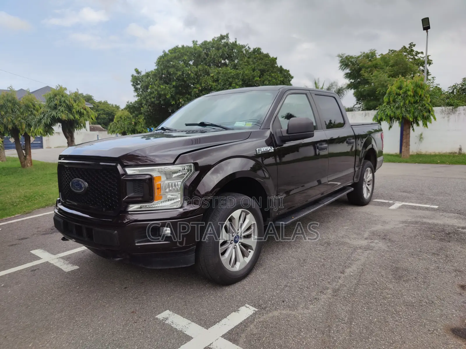 Ford F-150 Lariat 4x4 SuperCrew Cab Styleside 5.5 ft. box 145 in. WB