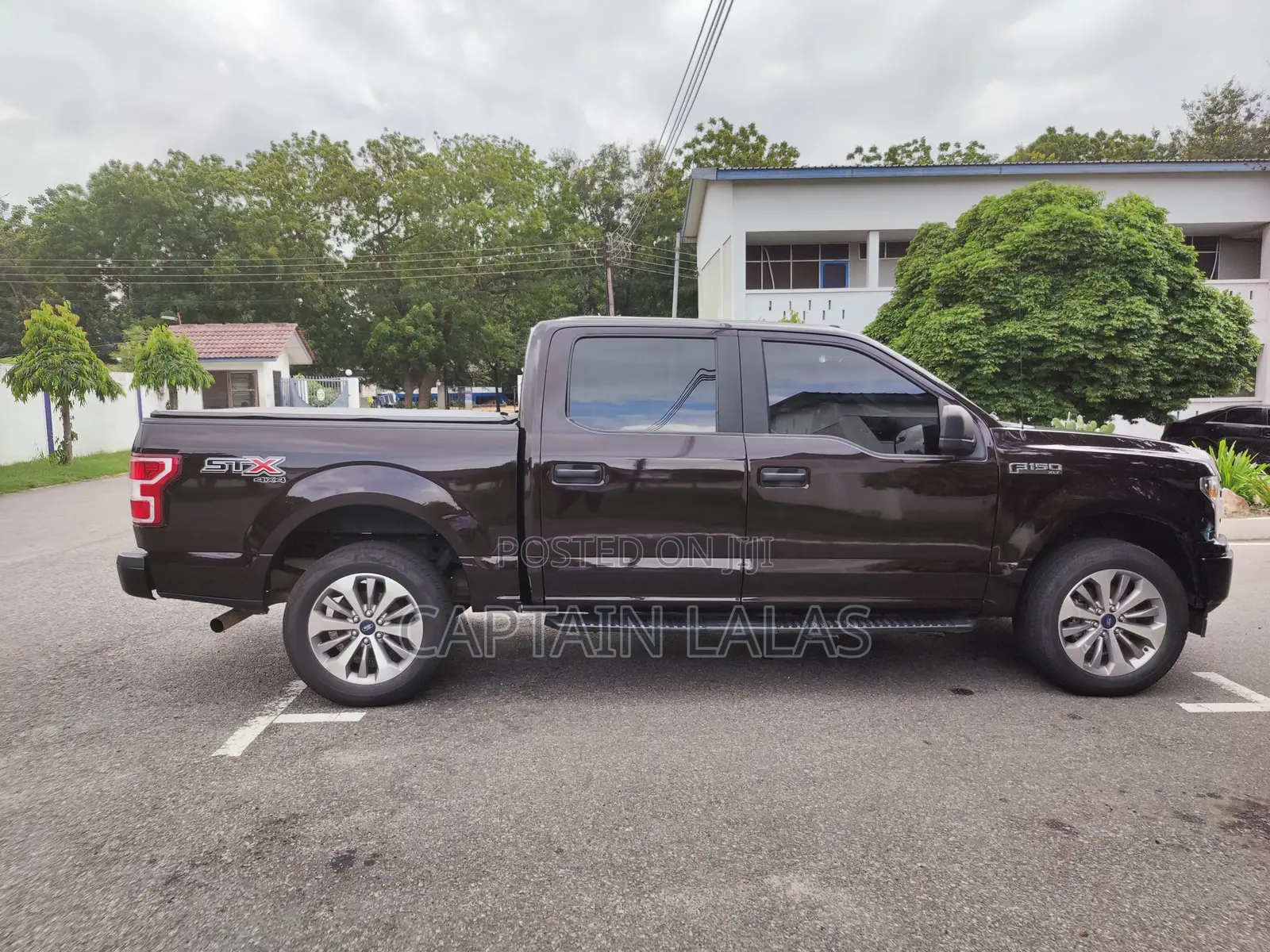 Ford F-150 Lariat 4x4 SuperCrew Cab Styleside 5.5 ft. box 145 in. WB
