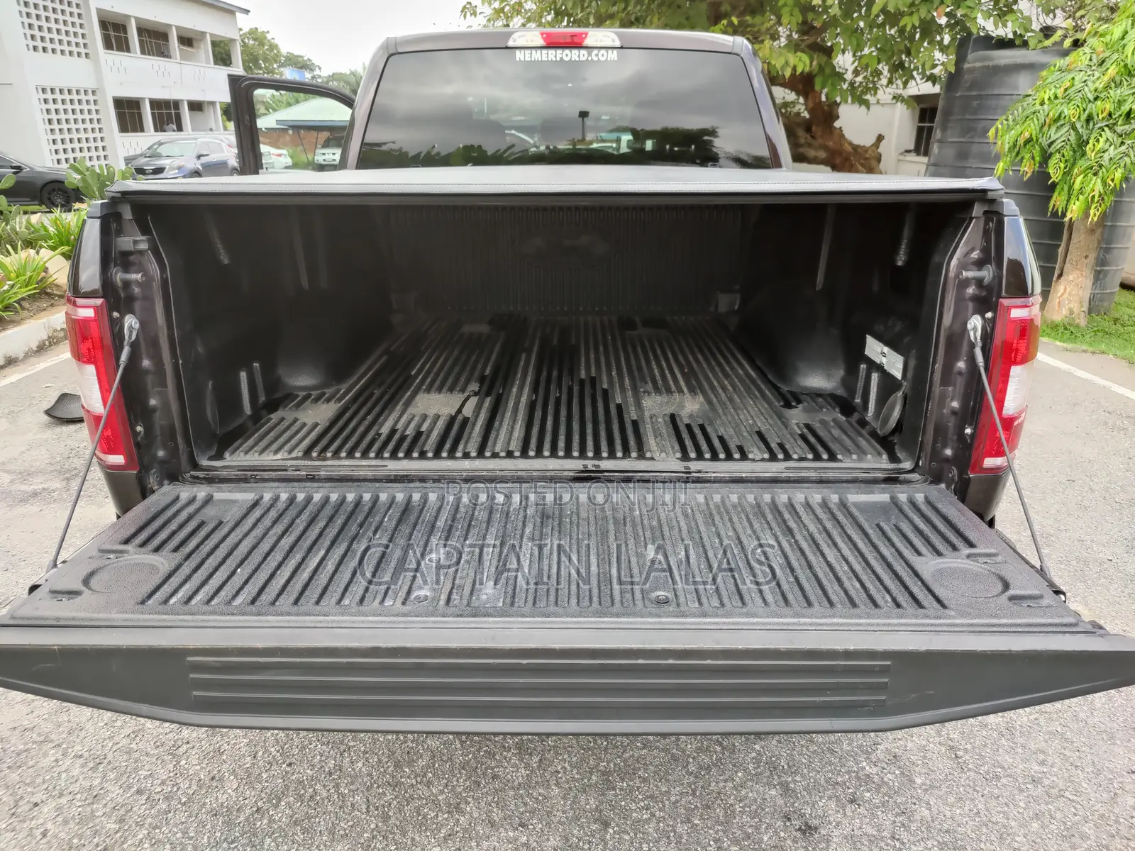 Ford F-150 Lariat 4x4 SuperCrew Cab Styleside 5.5 ft. box 145 in. WB